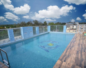 Hotel Silver Land New Digha with Rooftop Pool